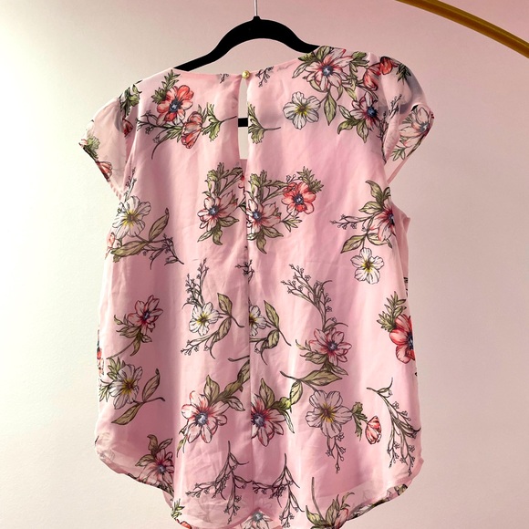 Lily White Spring Blouse - Picture 4 of 5